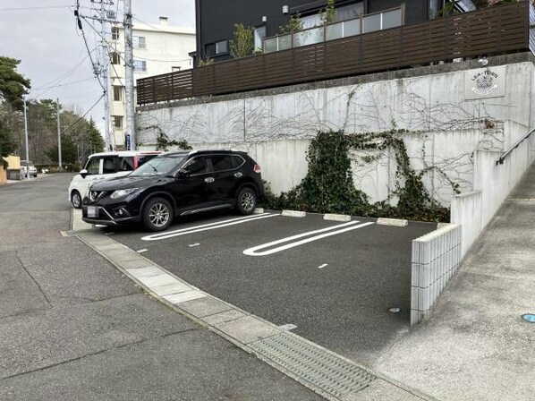 郡山駅 バス20分  光ケ丘下車：停歩3分 1-2階の物件外観写真